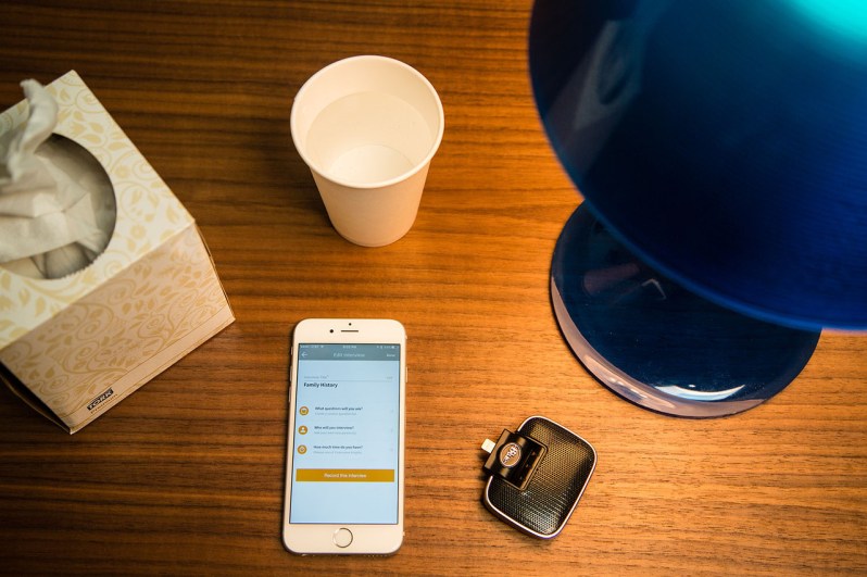 BN-LH602_1117PT_M_20151117110823